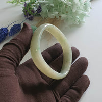 Translucent Yellow with Green Jadeite “Art-De-Squarera” Bangle (JAC003438)