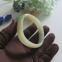 Translucent Yellow with Green Jadeite “Art-De-Squarera” Bangle (JAC003438)
