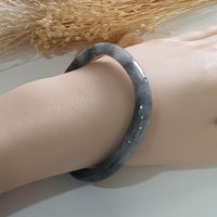 Translucent Icy Black with Green Jadeite “Art-De-Squarera” Bangle (JAC002910) 9