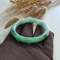 Translucent Brilliant Flower Green “Scenery” Jadeite Princess Round Bangle (JAC003067) 2