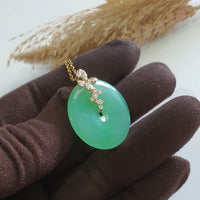 [Very Rare] Magnificent Good Translucency Brilliant Apple Green Jadeite Pendant (JAB008011)