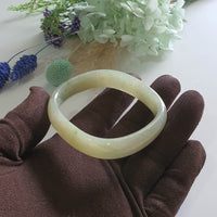 Translucent Yellow with Green Jadeite “Art-De-Squarera” Bangle (JAC003438)