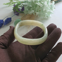 Translucent Yellow with Green Jadeite “Art-De-Squarera” Bangle (JAC003438)