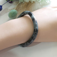 Translucent Greenish Black Jadeite “Art De Squarera” Princess Round Bangle (JAC003440)