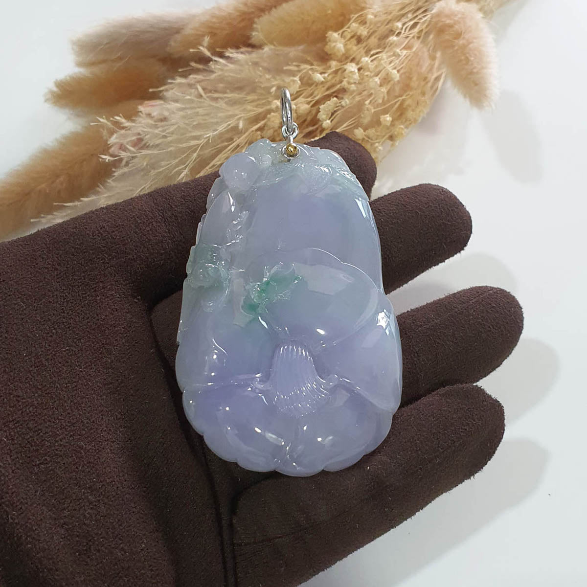 Good Translucency Icy Lavender and Green "Morning Glory" Pendant (JAB006140) 1