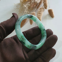 Translucent Brilliant Flower Green Jadeite “Art-De-Squarera” Bangle (JAC003023) 4