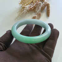 [Rare] Translucent Bright Apple Green Jadeite Bangle – 62cm (JAC003061) 1