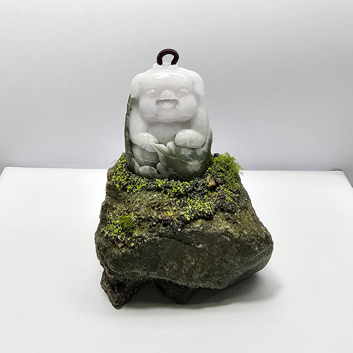 Translucent White and Green Jadeite "Smiley Piglet on Giant Cabbage" (JAM000840) 1